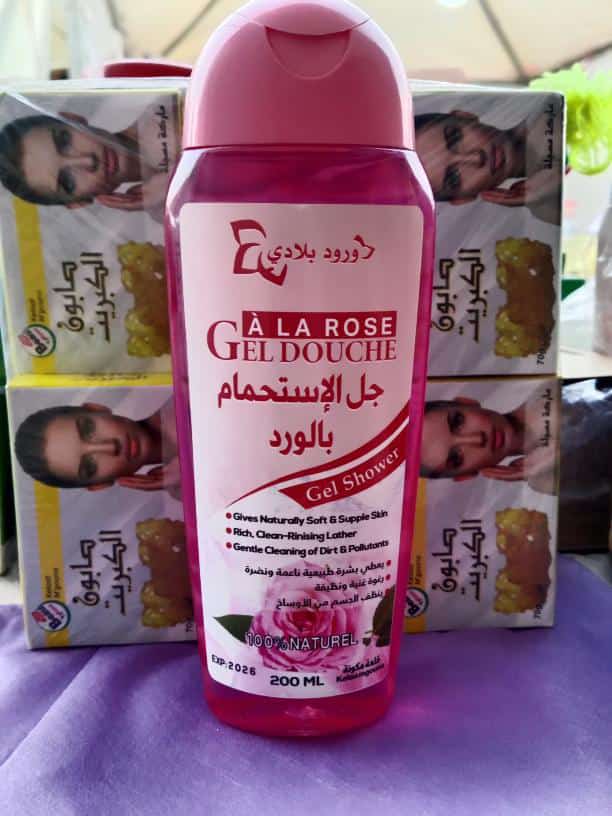 جيل الإستحمام بالورد